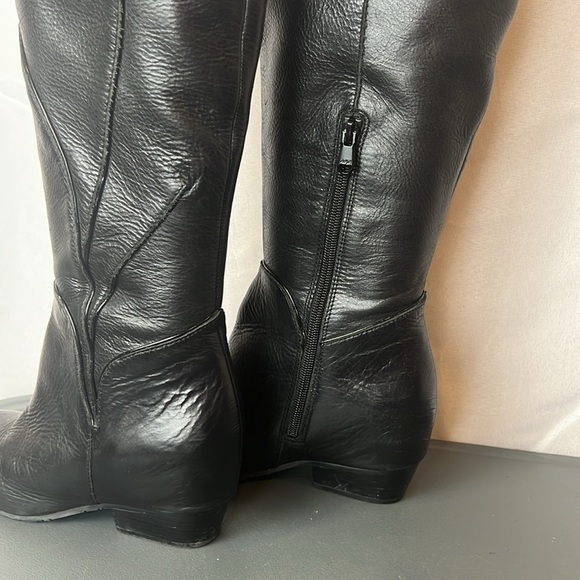 Anthropologie Naya Fjord Hidden Wedge Black Leather Knee-High Boots Size 7.5 - Picture 8 of 15
